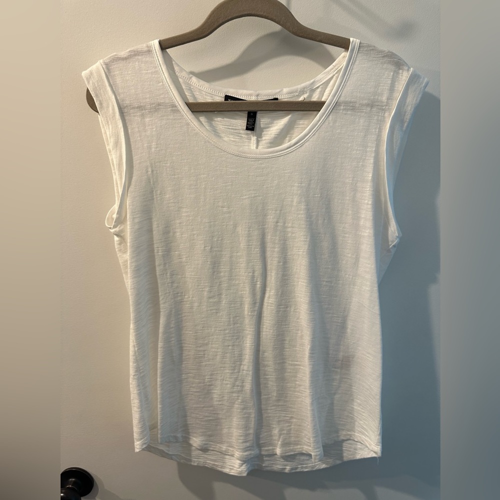 NWT White House Black Market, scoop neck white T-shirt - Picture 3 of 9